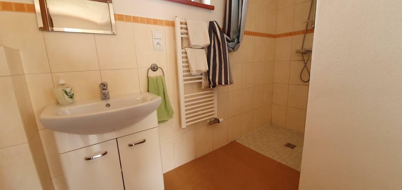 Penzion Dolni Dunajovice Ngoại thất bức ảnh